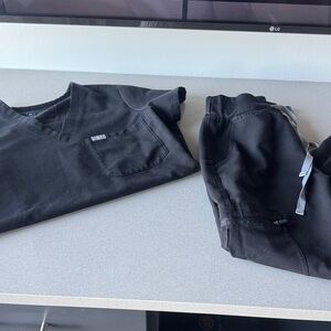 Figs Black Scrub Top and Pants Set